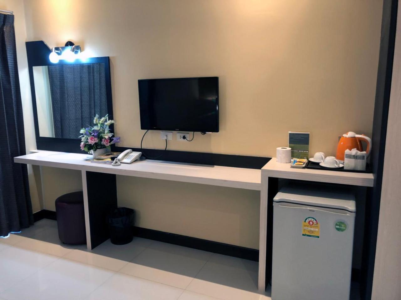 G2 Hotel Hatyai Хат Яй Екстериор снимка